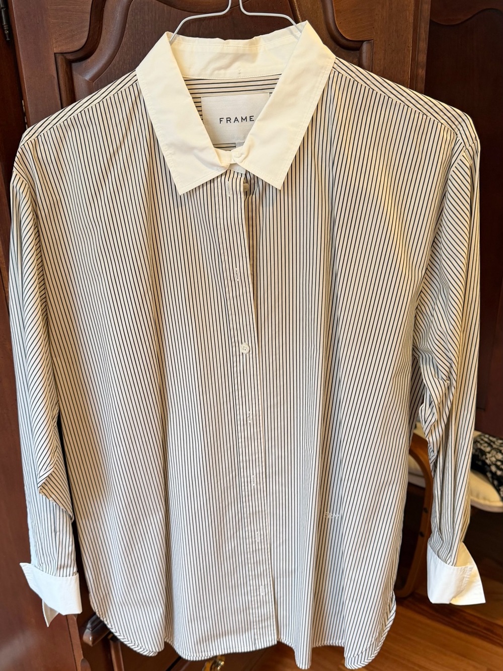Frame women’s stripe shirt. Never worn. Size large fits like a XL. All cotton